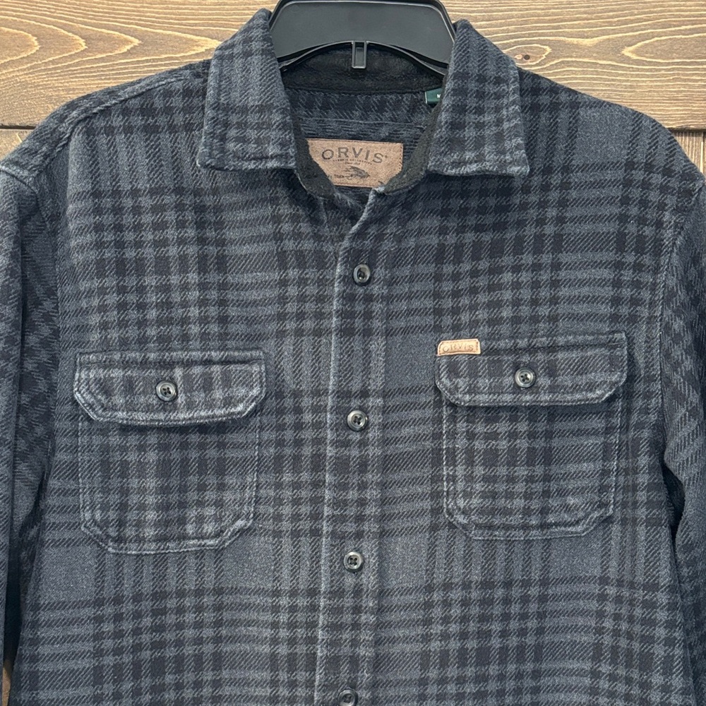Orvis Charcoal Plaid Flannel Button Down Shirt Men’s Medium outdoor rugged